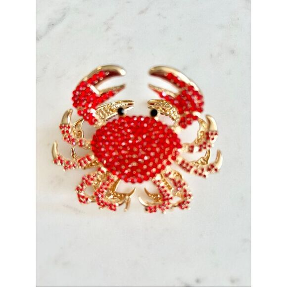 Rhinestone encrusted crab hair claw main image 4